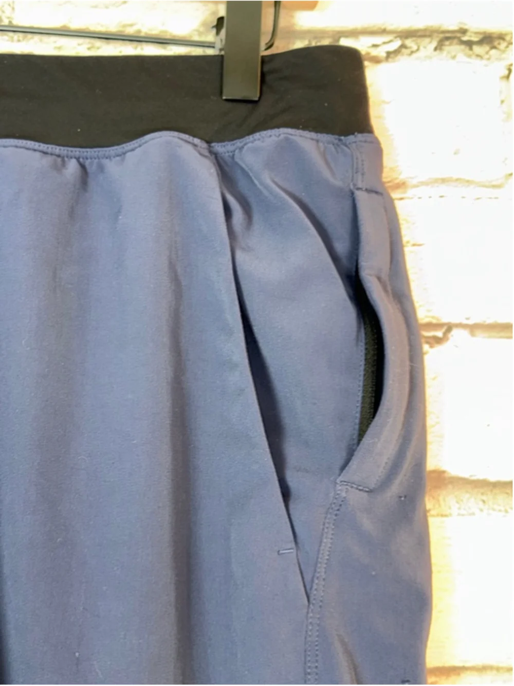 Men's Lululemon Athletic Shorts UNLINED Pace Breaker Size Large Blue Black